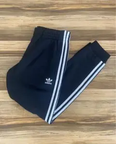 【美品】adidasトラック パンツ L cw1275