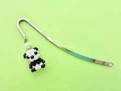 【期間限定】動物ビーズチャーム付きブックマーカーパンダ