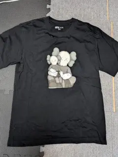 【美品】UNIQLO × KAWS ユニクロ カウズ 半袖 Tシャツ 限定コラボ