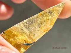 《ギラギラ輝く＊タイチンルチルクォーツ×フリーフォーム　》