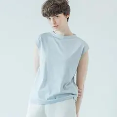 美品 handvaerk ハンドバーグ / ボトルネック ノースリーブＴシャツ