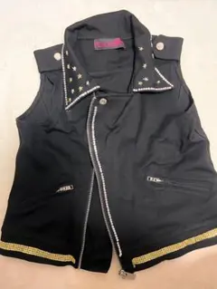PEACHYNY's 黒の星型スタッズベスト