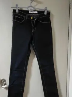スキニーパンツ