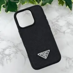 プラダ サフィアーノレザー iPhone 16 Pro用ケース 現行品 ブラック