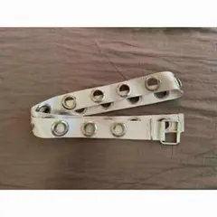 ホワイトリング付きベルト