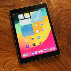 Apple iPad (第6世代) MR7F2J/A