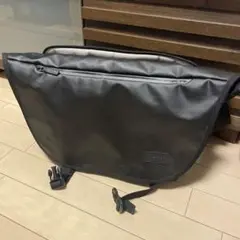 Item thumbnail for item 9f62b14c-0db3-42b4-97d1-cbdd51eb39e7