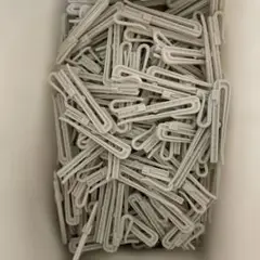 ホワイト プラスチック U字型クリップ 大量
