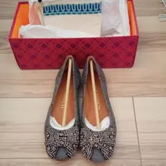 新品未使用TORY BURCH フラットシューズ 22.5