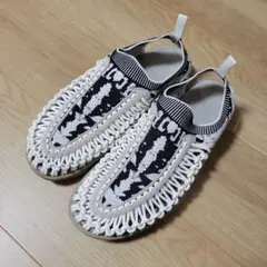 KEEN UNEEK EVO イリオモテヤマネコ