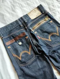送料込み★EDWINブルートリップ　お洒落なデニムダメ－ジデニム良好size30