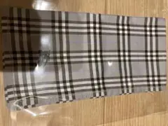 バーバリーチェック柄 ハンカチ グレー❗️新品未使用品　 バーバリーのマーク刺繍