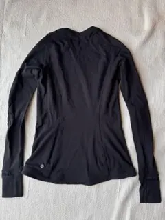 Lululemon ブラック 長袖 トップス