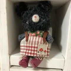 黒いウサギの編みぐるみ　作家様
