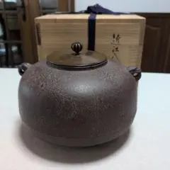 Item thumbnail for item a2c4e375-ff0c-41b5-8663-7af31cb869ba