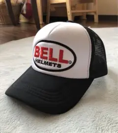 ●新品 BELL ベル ワッペン付き メッシュキャップ 未使用