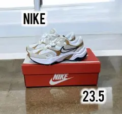 未使用　NIKE ナイキ　W AL8 23.5cm