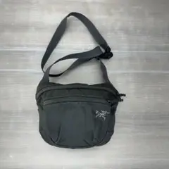 $ ARC'TERYX ダークグレー ナイロン サコッシュ