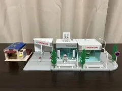 【新品未開封】【どこでも買えない】トミカ オートシャッターガレージ Amazon.co.jp: トミカ トミカタウン プレイチャージシリーズ