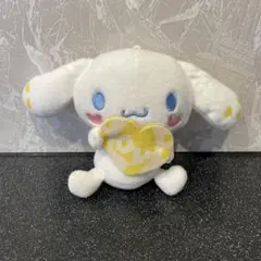 ＝LOVE × シナモロール マスコット 黄色 イエロー ぬいぐるみ イコラブ