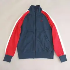 Item thumbnail for item f95903a2-fd73-4662-aa48-1c5bd0d3a6a9