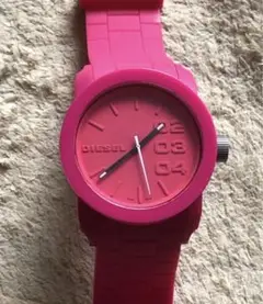 ディーゼル　時計　ピンク