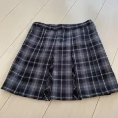 黒チェック柄プリーツスカート 130cm