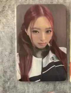 ITZY ユナ　btb 特典　ツインテール　制服