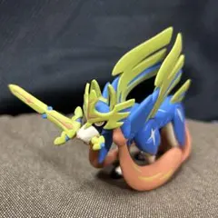 ⭐︎値下げ！ザシアン フィギュア（ポケモン）　⭐︎