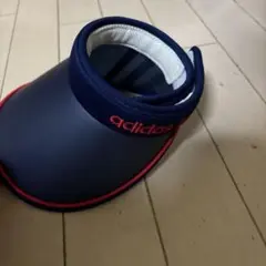 adidas ネイビー サンバイザー