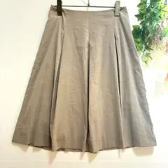 【PINORE】タックフレアスカート　通勤　オフィス　ひざ丈　　ベージュ　38