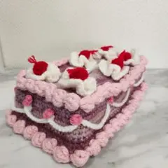 さくらんぼのケーキ　ティッシュボックスカバー