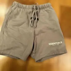 ESSENTIALS グレージュ