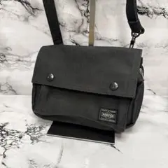 Item thumbnail for item 9137987f-122c-48d1-adfa-24f9caa82a58