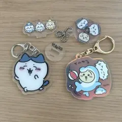 ちいかわ　アクリルキーホルダー、アクリルスタンド　韓国　ハチワレ、うさぎ