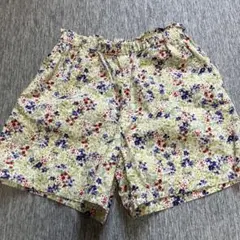 ユニクロ　ショートパンツ　花柄　130