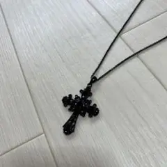 ブラック クロス型 ネックレス