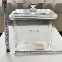 Item thumbnail for item 0c790193-c785-47e2-83fd-06960534c63b