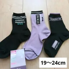 Item thumbnail for item 9f67ee73-f6a3-448a-8d1e-da53256c3d23