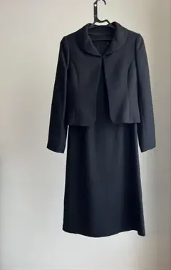 TOKYO IGIN ブラックワンピーススーツ（ジャケット付き）
