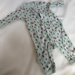 ユニクロ　ミントグリーン 動物柄ロンパース　80