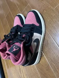Air Jordan ハイカットスニーカー ピンク/黒