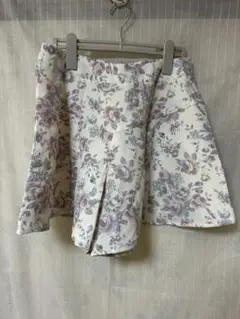 [新品]花柄フレアパンツ