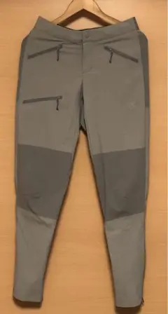 Item thumbnail for item 995b1cb8-16a5-4ae6-a277-386cd4ff5fdb