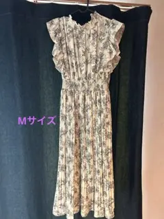 FUNファン　花柄ワンピース　ノースリーブ　M