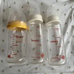 哺乳瓶　ピジョン3本セット　ガラス