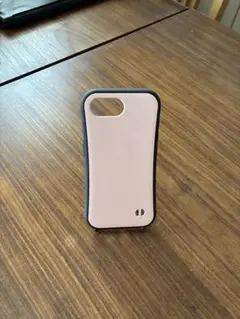 新品未使用 スマホケースiPhone16e 日本製 グリップ耐衝撃 tpu 抗菌