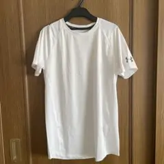 美品!! Under Armour ホワイト ショートスリーブ Tシャツ