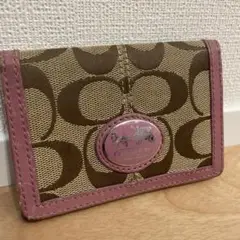 coach カードケース　二つ折り　シグネチャー　ピンク