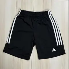 adidas ブラック ハーフパンツ 3本ライン